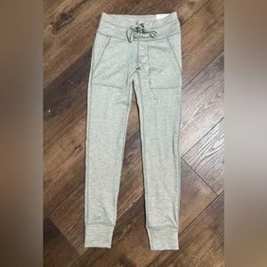 Aerie leggings, brand new tag still on.